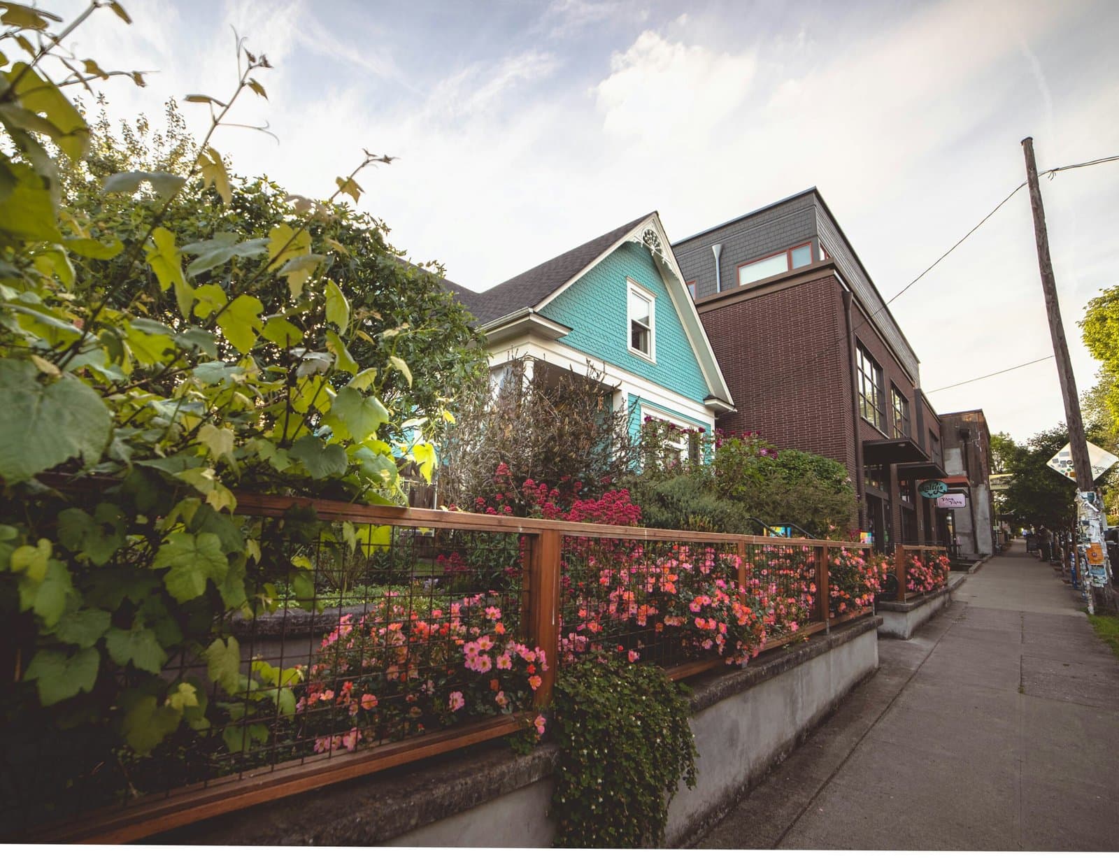 Exterior Painting in Portland: Why Prep Work Matters in a Wet Climate