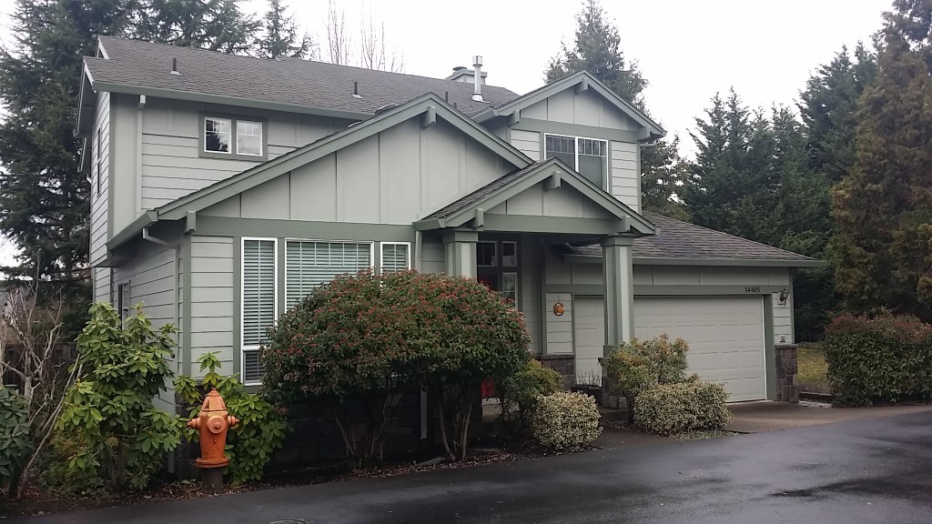 Exterior residential painting in Portland Oregon. Cascade painting and restoration